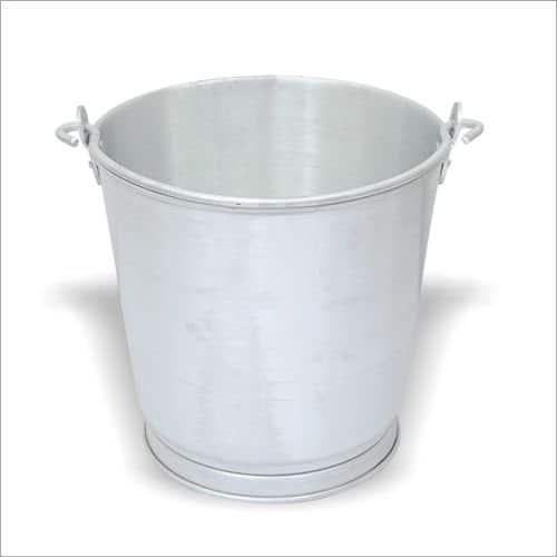 10 litre Aluminium Calf feeding bucket
